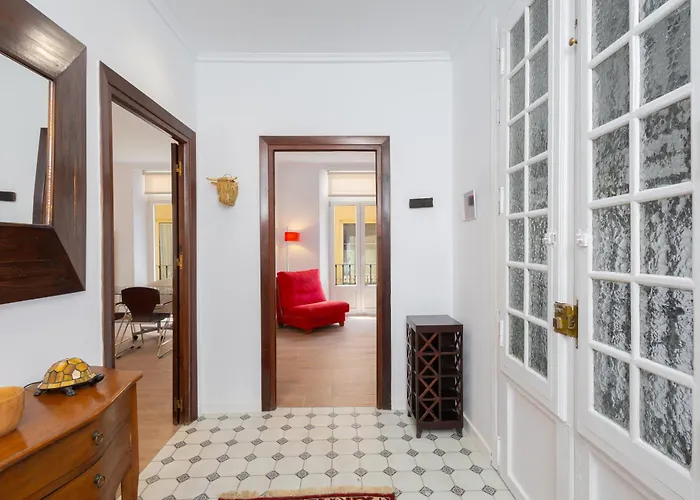 C92 - Rustic Two Bedrooms Apartment With Terrace