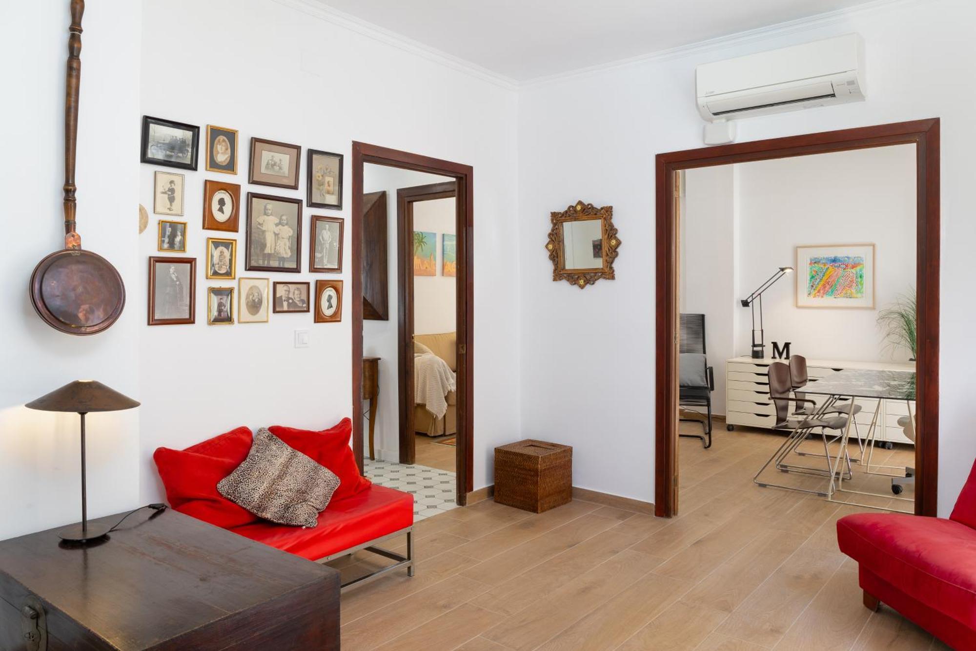 Apartment C92 - Rustic Two Bedrooms With Terrace